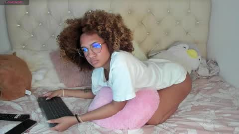Snapshot of ebonygoddes03 chatting on 26, 2, 2025 Queen Ebony online show from 26, 2, 2025