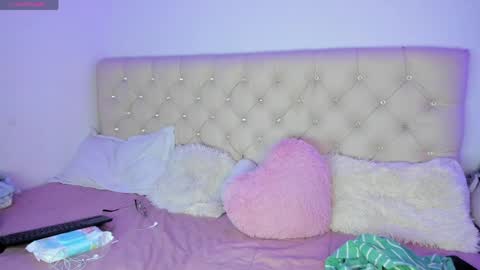 Snapshot of ebonygoddes03 chatting on 29, 4, 2026 Queen Ebony online show from 29, 4, 2026