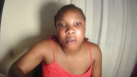 Snapshot of ebonykissxx chatting on 16, 11, 2025 ebonykissxx online show from 16, 11, 2025