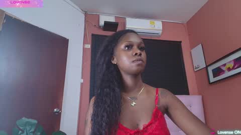 Snapshot of ebonyndsavage chatting on 5, 1, 2025 ebonyndsavage online show from 5, 1, 2025