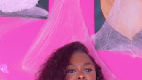 Snapshot of ebonyndsavage chatting on 10, 10, 2025 ebonyndsavage online show from 10, 10, 2025