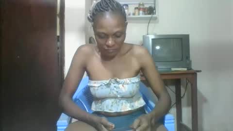 Snapshot of ebonyqueen4 chatting on 26, 9, 2025 JACKLINE online show from 26, 9, 2025