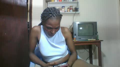 Snapshot of ebonyqueen4 chatting on 28, 9, 2025 JACKLINE online show from 28, 9, 2025