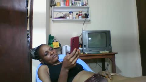 Snapshot of ebonyqueen4 chatting on 29, 9, 2025 JACKLINE online show from 29, 9, 2025