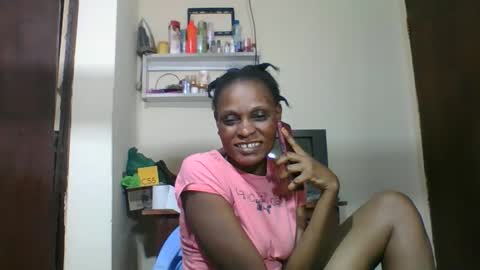 Snapshot of ebonyqueen4 chatting on 3, 10, 2025 JACKLINE online show from 3, 10, 2025