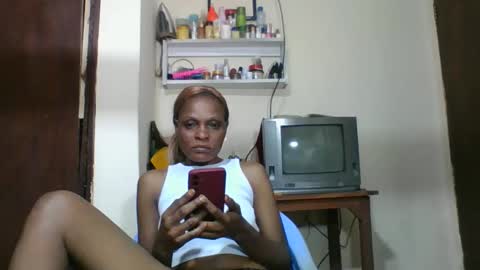 Snapshot of ebonyqueen4 chatting on 8, 10, 2025 JACKLINE online show from 8, 10, 2025