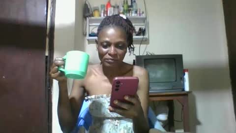 Snapshot of ebonyqueen4 chatting on 23, 10, 2025 JACKLINE online show from 23, 10, 2025