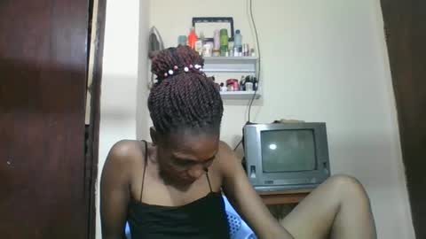 Snapshot of ebonyqueen4 chatting on 15, 11, 2025 JACKLINE online show from 15, 11, 2025