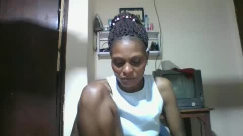 Snapshot of ebonyqueen4 chatting on 23, 11, 2025 JACKLINE online show from 23, 11, 2025