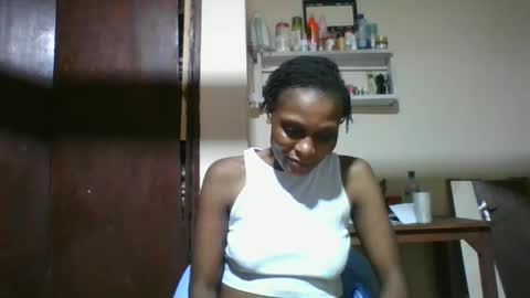 Snapshot of ebonyqueen4 chatting on 27, 3, 2026 JACKLINE online show from 27, 3, 2026