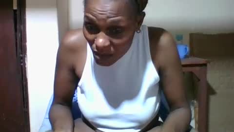 Snapshot of ebonyqueen4 chatting on 12, 6, 2026 JACKLINE online show from 12, 6, 2026