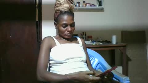 Snapshot of ebonyqueen4 chatting on 14, 6, 2026 JACKLINE online show from 14, 6, 2026