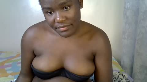 Snapshot of ebonyrapunzelle chatting on 17, 7, 2026 ebonyrapunzelle online show from 17, 7, 2026