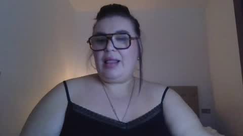 Snapshot of echo_dust chatting on 16, 5, 2026 echo_dust online show from 16, 5, 2026