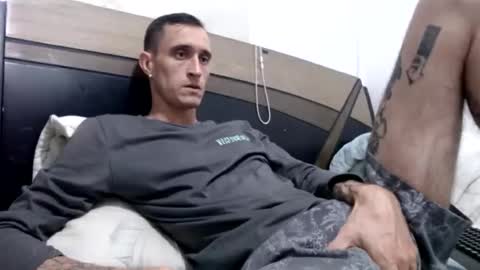 Snapshot of ed_big_cock chatting on 17, 11, 2025 Edd Gallego online show from 17, 11, 2025