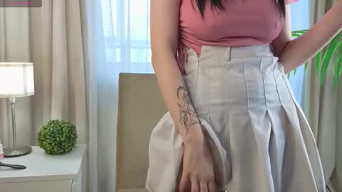 Snapshot of edaemily chatting on 14, 10, 2025 Summer online show from 14, 10, 2025