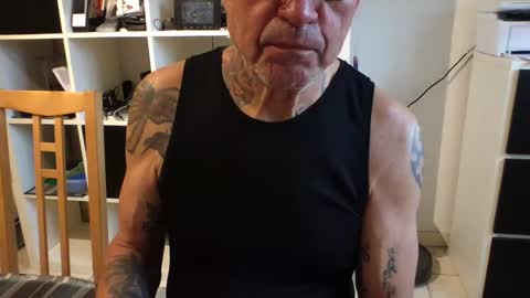 Snapshot of eddelmar chatting on 7, 12, 2024 eddelmar online show from 7, 12, 2024