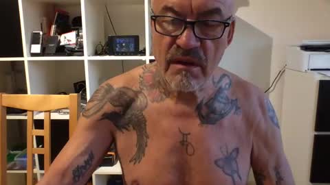 Snapshot of eddelmar chatting on 7, 1, 2025 eddelmar online show from 7, 1, 2025