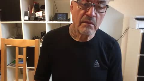 Snapshot of eddelmar chatting on 8, 1, 2025 eddelmar online show from 8, 1, 2025