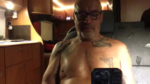 Snapshot of eddelmar chatting on 29, 9, 2025 eddelmar online show from 29, 9, 2025