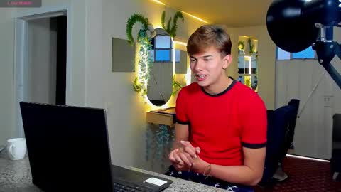 Snapshot of edecio30 chatting on 10, 2, 2025 Edecio Cardenas online show from 10, 2, 2025