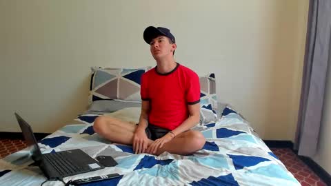 Snapshot of edecio30 chatting on 12, 2, 2025 Edecio Cardenas online show from 12, 2, 2025