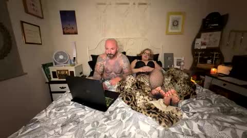 Snapshot of edennyxxx chatting on 27, 5, 2026 Eden nyxxx and Edens adam online show from 27, 5, 2026