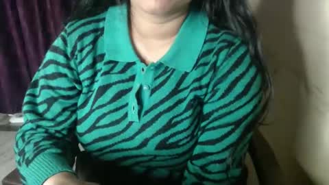 Snapshot of edin_rose chatting on 29, 11, 2025 Edin online show from 29, 11, 2025