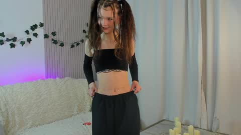 Lisa  online show from 15, 1, 2025