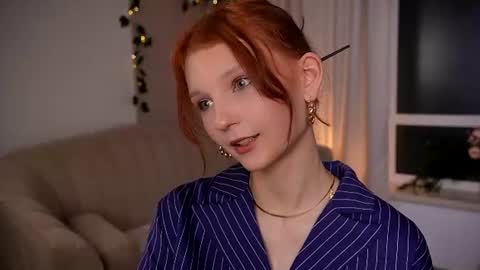 Snapshot of edithgalpin chatting on 30, 6, 2026 Lisa online show from 30, 6, 2026