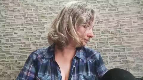 edithmanning online show from 25, 10, 2025