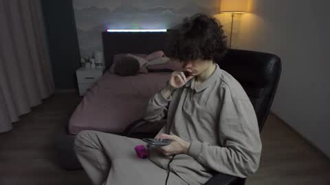 Snapshot of edvardblare chatting on 30, 9, 2025 edvardblare online show from 30, 9, 2025