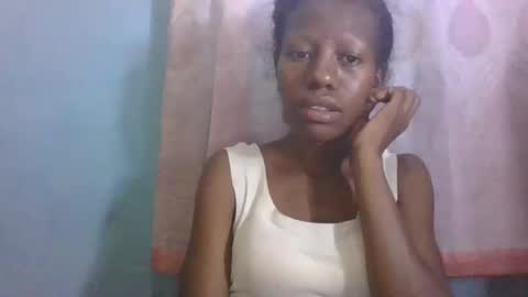 edwige770943 online show from 1, 4, 2026