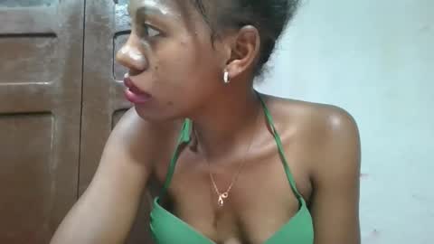 edwige770943 online show from 30, 5, 2026