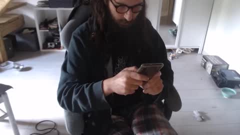 Snapshot of eighthundredeightyeight chatting on 21, 4, 2026 eighthundredeightyeight online show from 21, 4, 2026