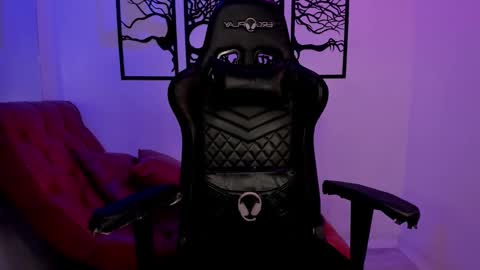 Eiimy  online show from 14, 1, 2026