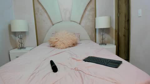 eimy_grey4u online show from 14, 1, 2026