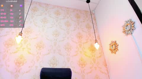 Snapshot of eimy_robertss chatting on 17, 12, 2024 Eimy online show from 17, 12, 2024