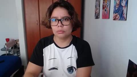 eimy_saenzz online show from 18, 11, 2025