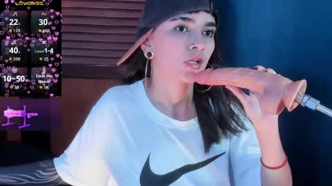 Snapshot of eimy_salome15 chatting on 10, 5, 2026 eimy_salome15 online show from 10, 5, 2026