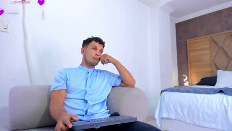 Snapshot of eimyandmaxi chatting on 1, 5, 2026 YG COUPLE online show from 1, 5, 2026