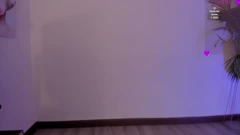 eimyaniston cute online show from 8, 2, 2025