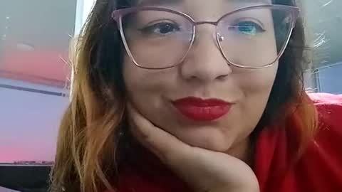 Snapshot of eireneninon chatting on 19, 12, 2024 Eirene online show from 19, 12, 2024