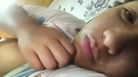 Snapshot of eireneninon chatting on 27, 10, 2025 Eirene online show from 27, 10, 2025