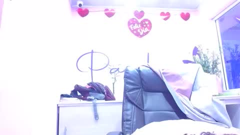 Snapshot of eireneninon chatting on 6, 11, 2025 Eirene online show from 6, 11, 2025