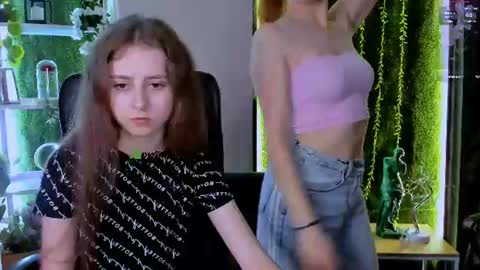 Snapshot of eiris_moon chatting on 8, 7, 2026 Eris online show from 8, 7, 2026