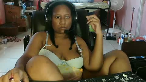 Snapshot of eirondra_valeen chatting on 17, 4, 2026 Eirondra Valeen online show from 17, 4, 2026