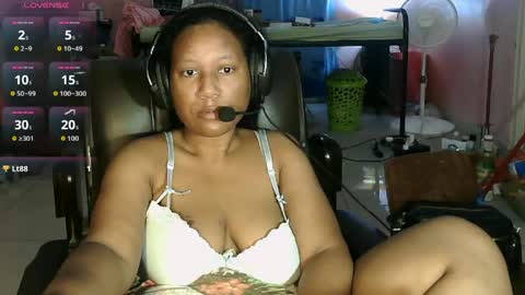 Snapshot of eirondra_valeen chatting on 4, 6, 2026 Eirondra Valeen online show from 4, 6, 2026