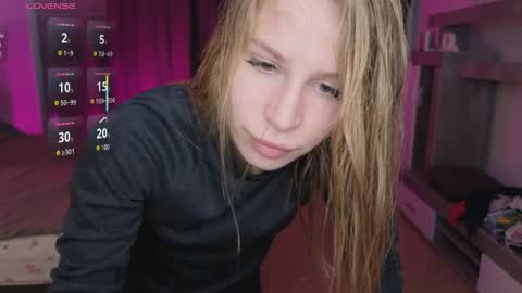 please read my bio there is information about private shows and about my personality online show from 5, 4, 2026