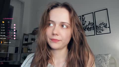 Snapshot of el1s_well chatting on 5, 1, 2025 Elis 3 online show from 5, 1, 2025